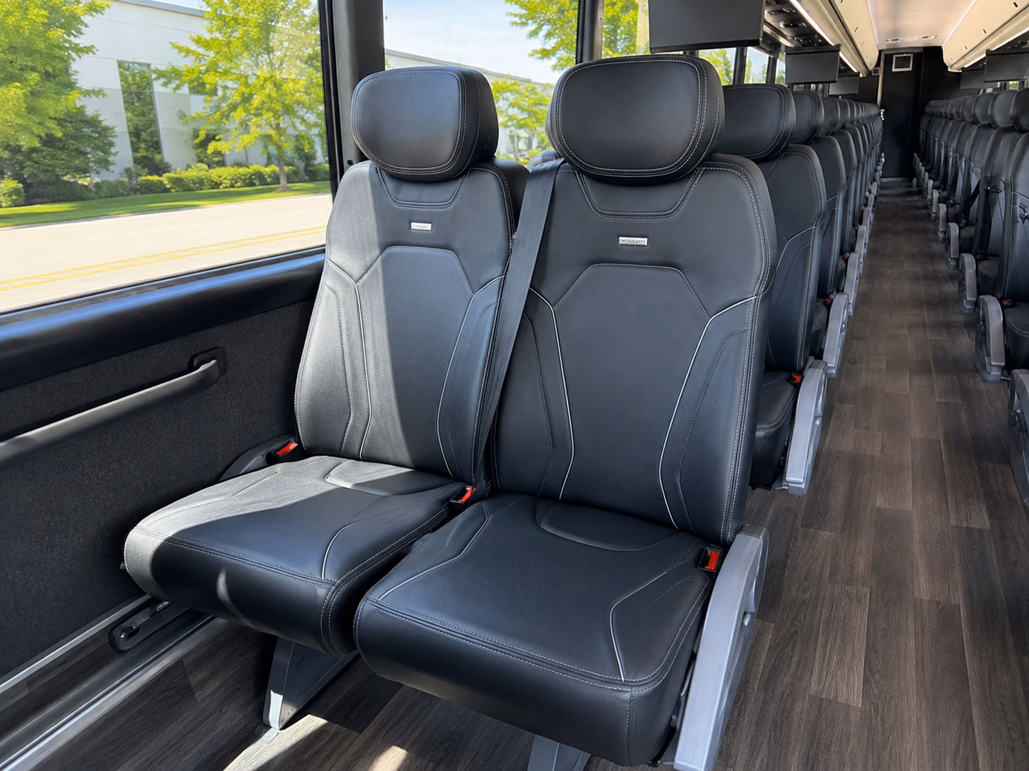 detroit historic tour bus rentals