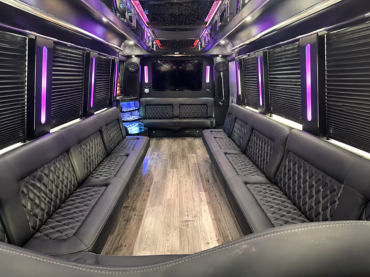 rent a detroit prom party bus or charter bus today