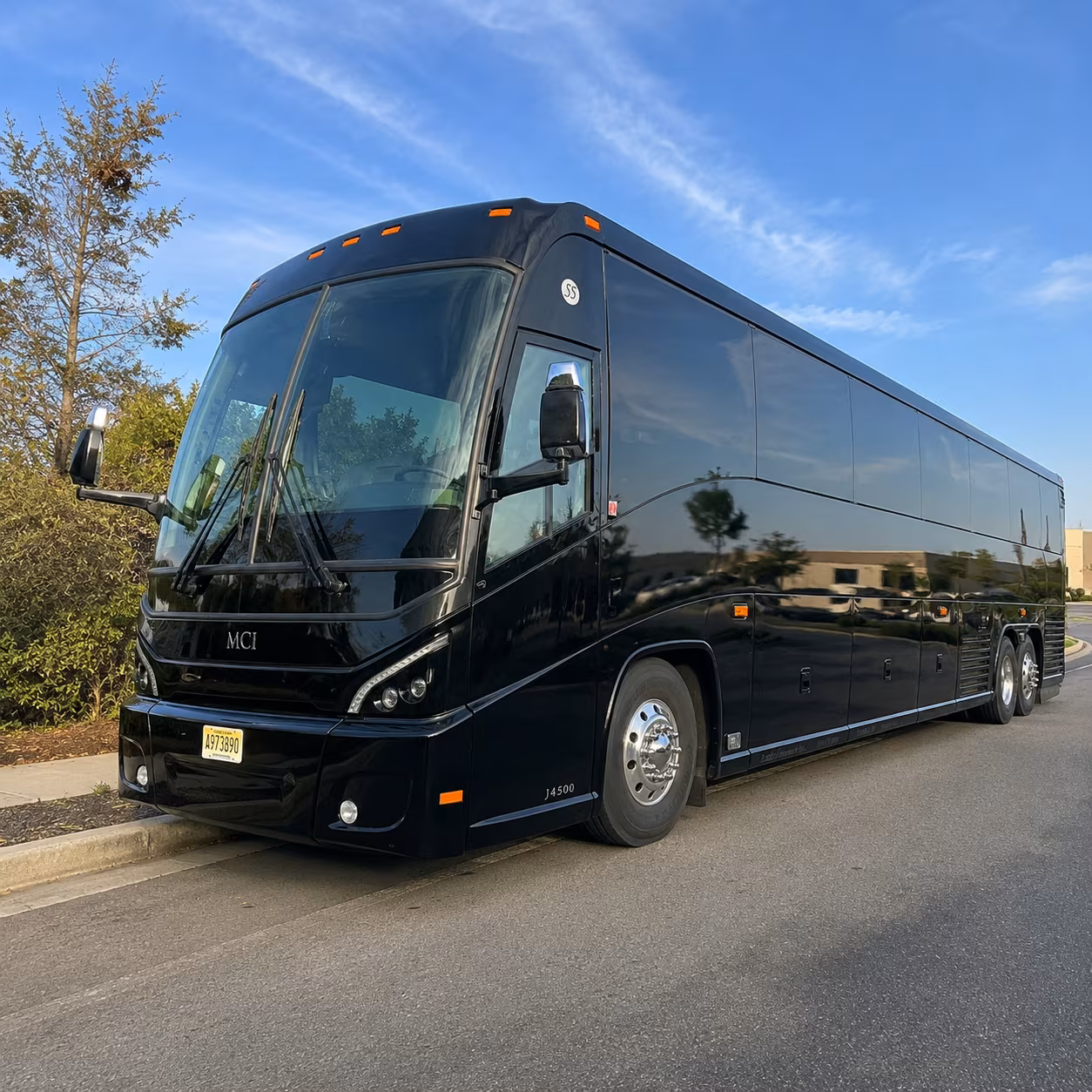 winery tour bus rentals from detroit to ray